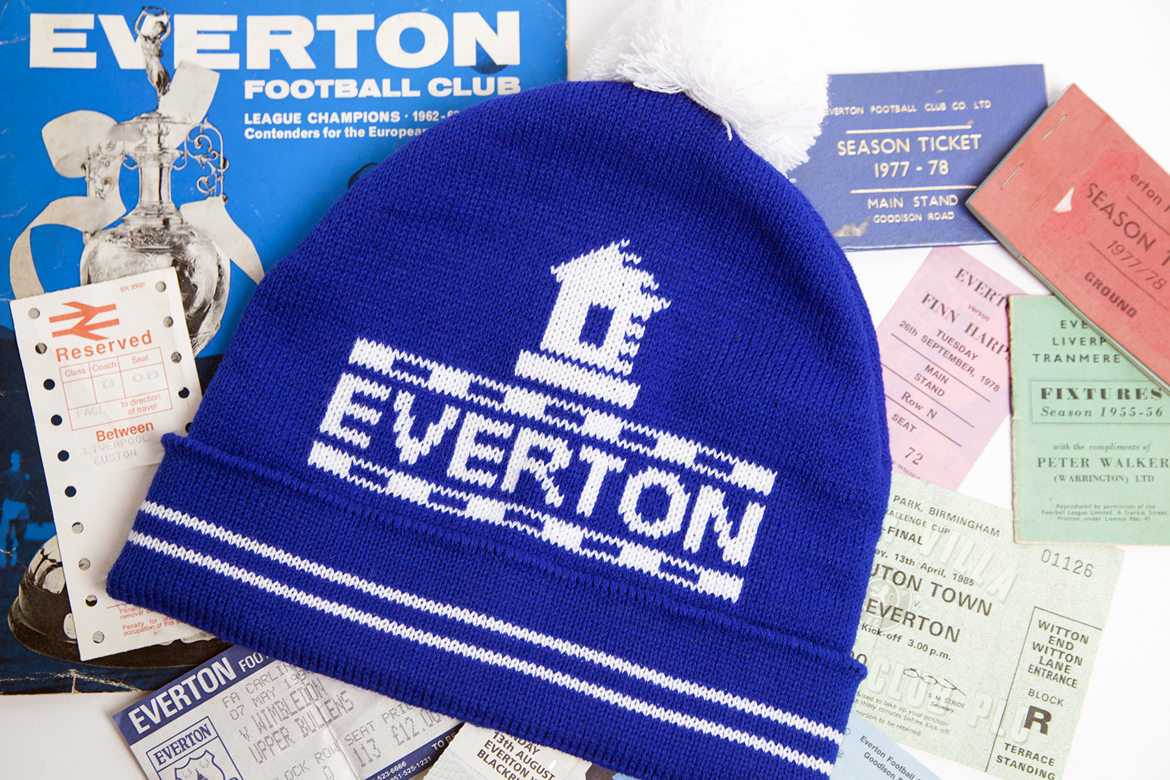 Rotterdam Bobble Hat